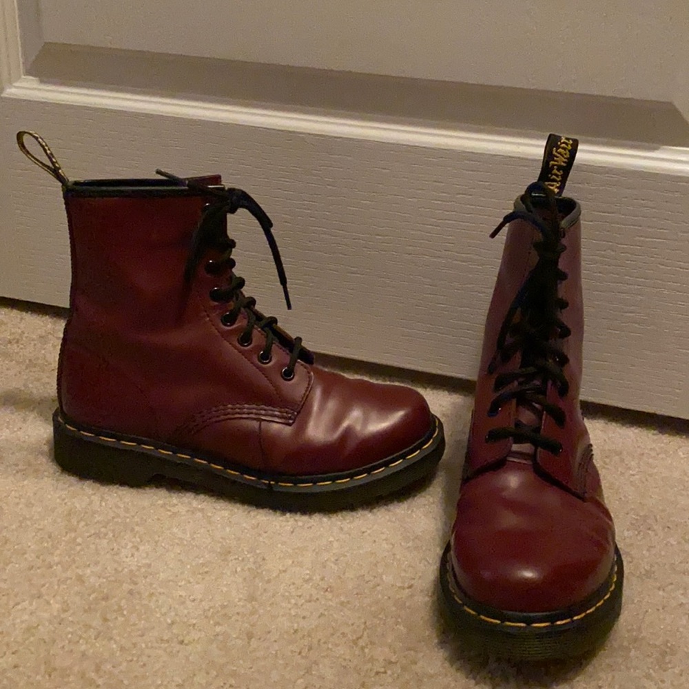 Dr. Martens 1460 Leather Ankle Boots - 7.5 Women